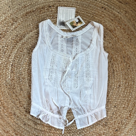 Bindi Blouse - Hopeless Romantic